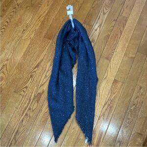 LC Lauren Conrad Navy Textured Scarf